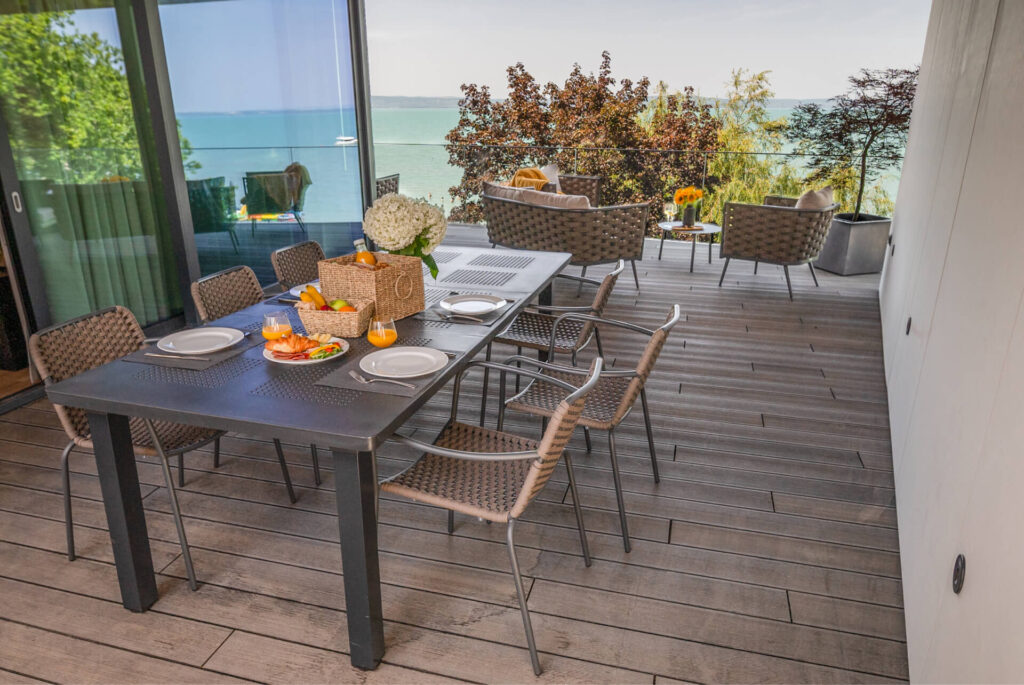 deluxe_siofok-terasz